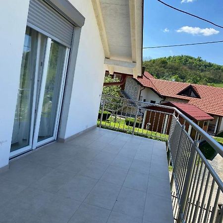 Apartman Zepce Екстериор снимка