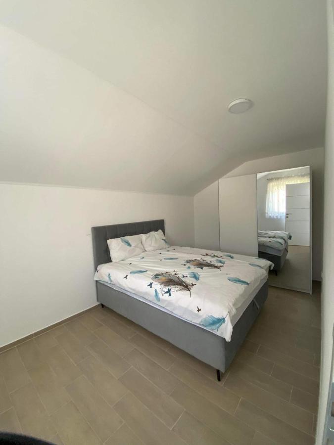 Apartman Zepce Екстериор снимка